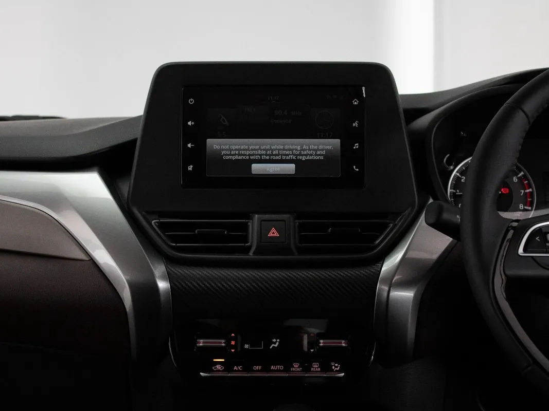 Suzuki Fronx 1.5 GL 5MT - Image 24