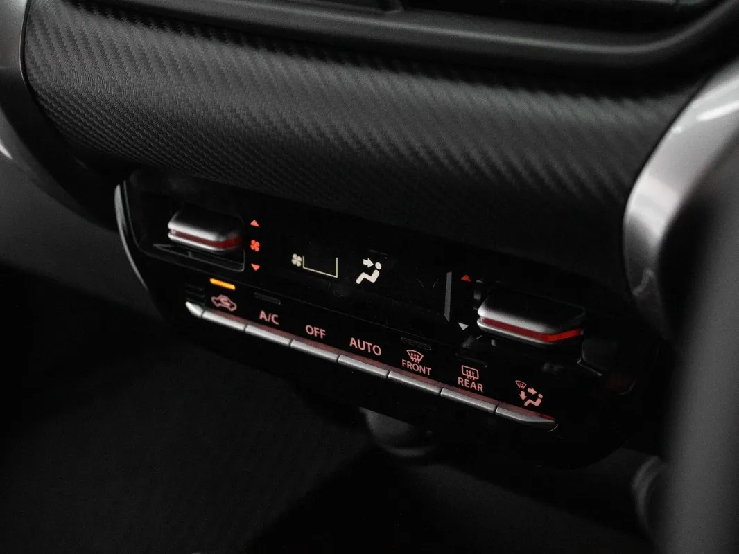 Suzuki Fronx 1.5 GL 4-Auto - Image 21