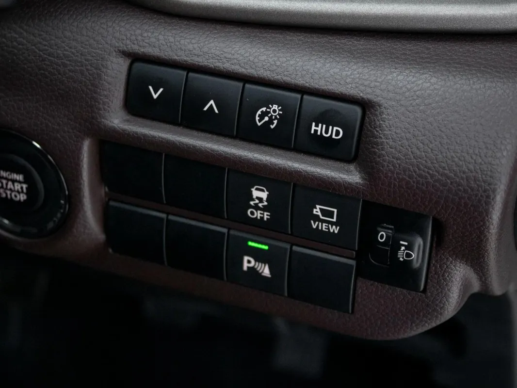 Suzuki Fronx 1.5 GLX 5MT - Image 9