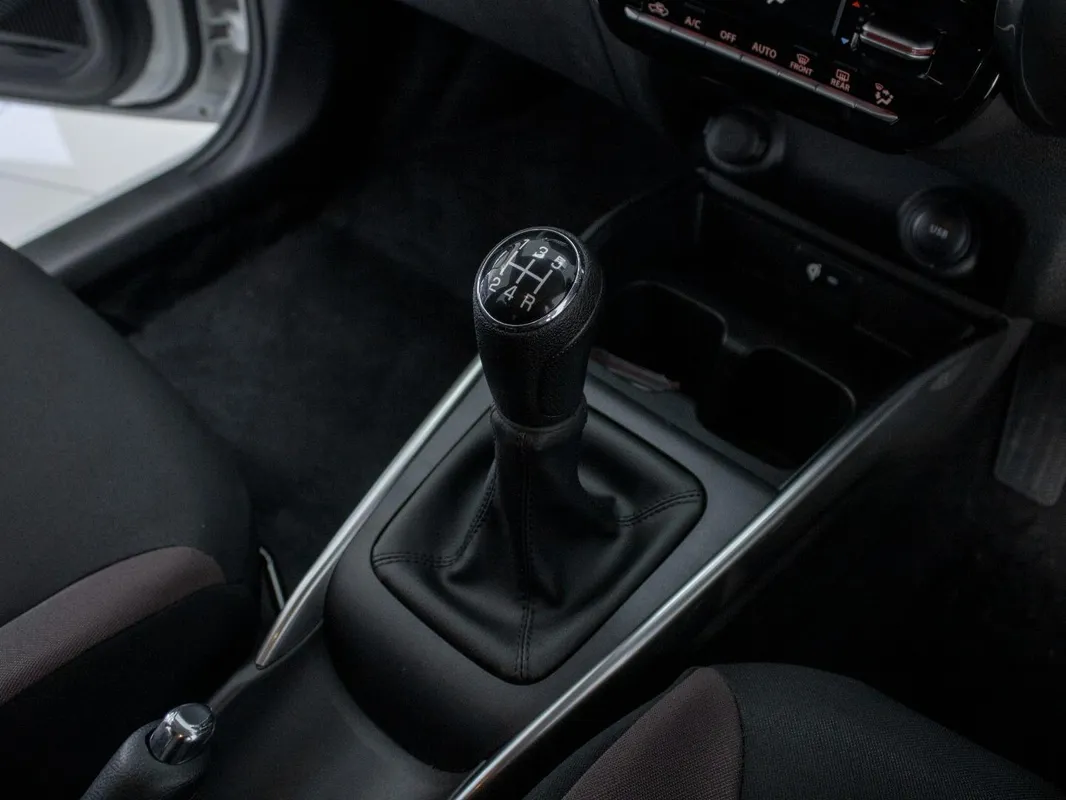 Suzuki Fronx 1.5 GLX 4-Auto - Image 7