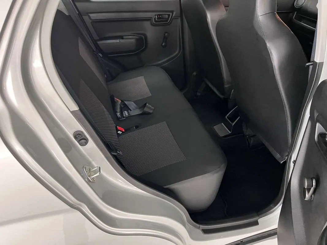 Suzuki S-Presso 1.0 GL+ AMT - Image 7