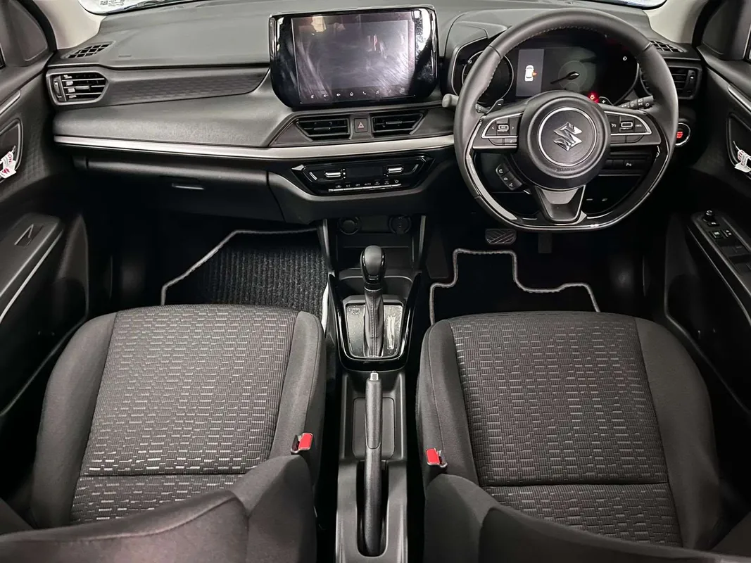 Suzuki Swift 1.2 GLX CVT - Image 4