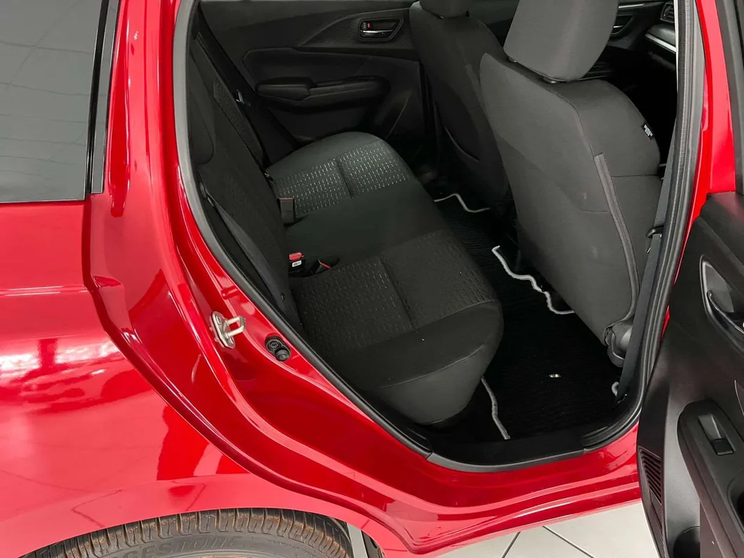 Suzuki Swift 1.2 GL+ CVT - Image 7