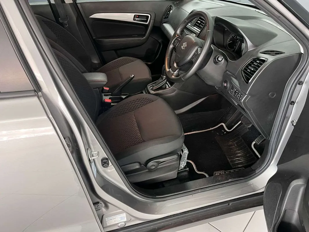 Suzuki Vitara Brezza 1.5 GLX Auto - Image 6