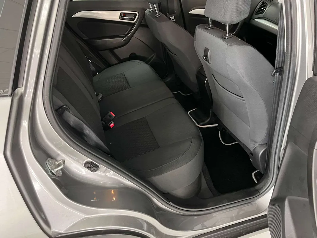 Suzuki Vitara Brezza 1.5 GLX Auto - Image 7