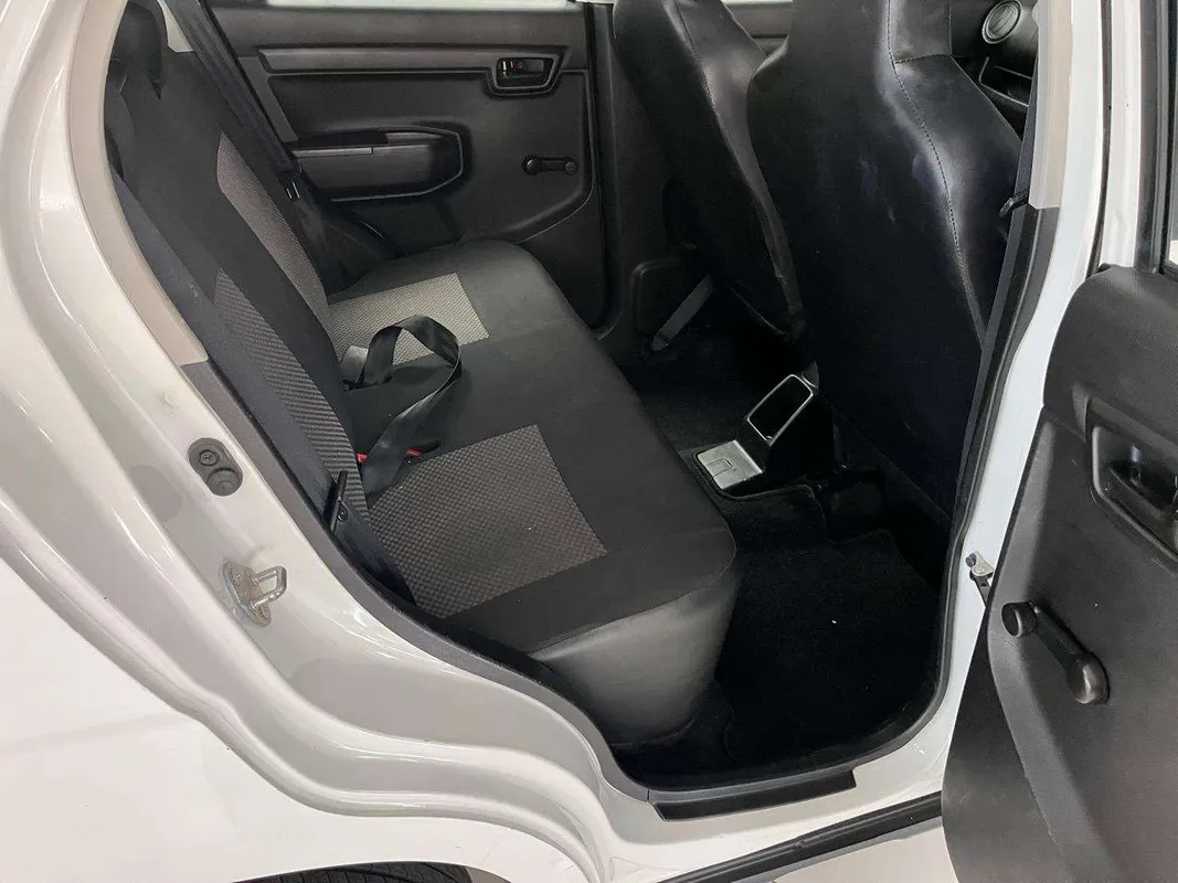 Suzuki S-Presso 1.0 GL+ - Image 7