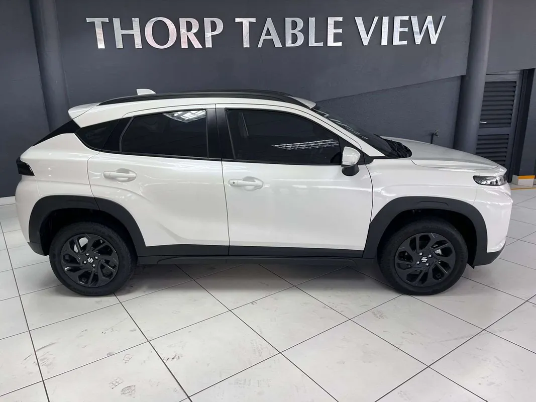 Suzuki Fronx 1.5 GL 4-Auto - Image 2