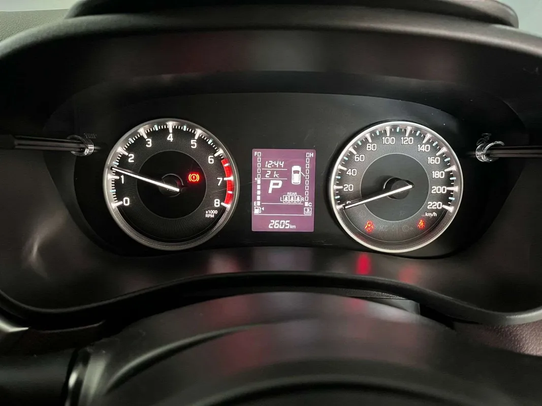 Suzuki Fronx 1.5 GL 4-Auto - Image 5