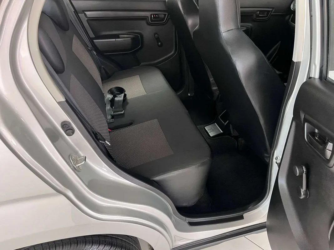 Suzuki S-Presso 1.0 GL+ AMT - Image 7