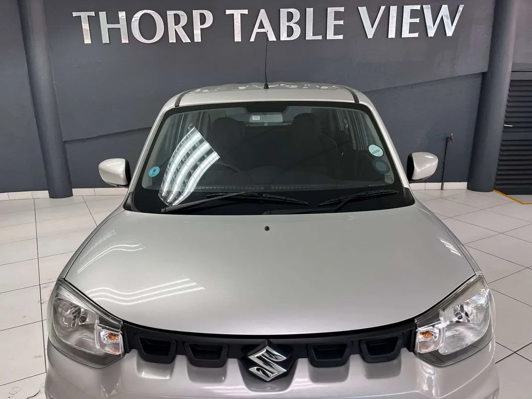 Suzuki S-Presso 1.0 GL+ MT - Image 10