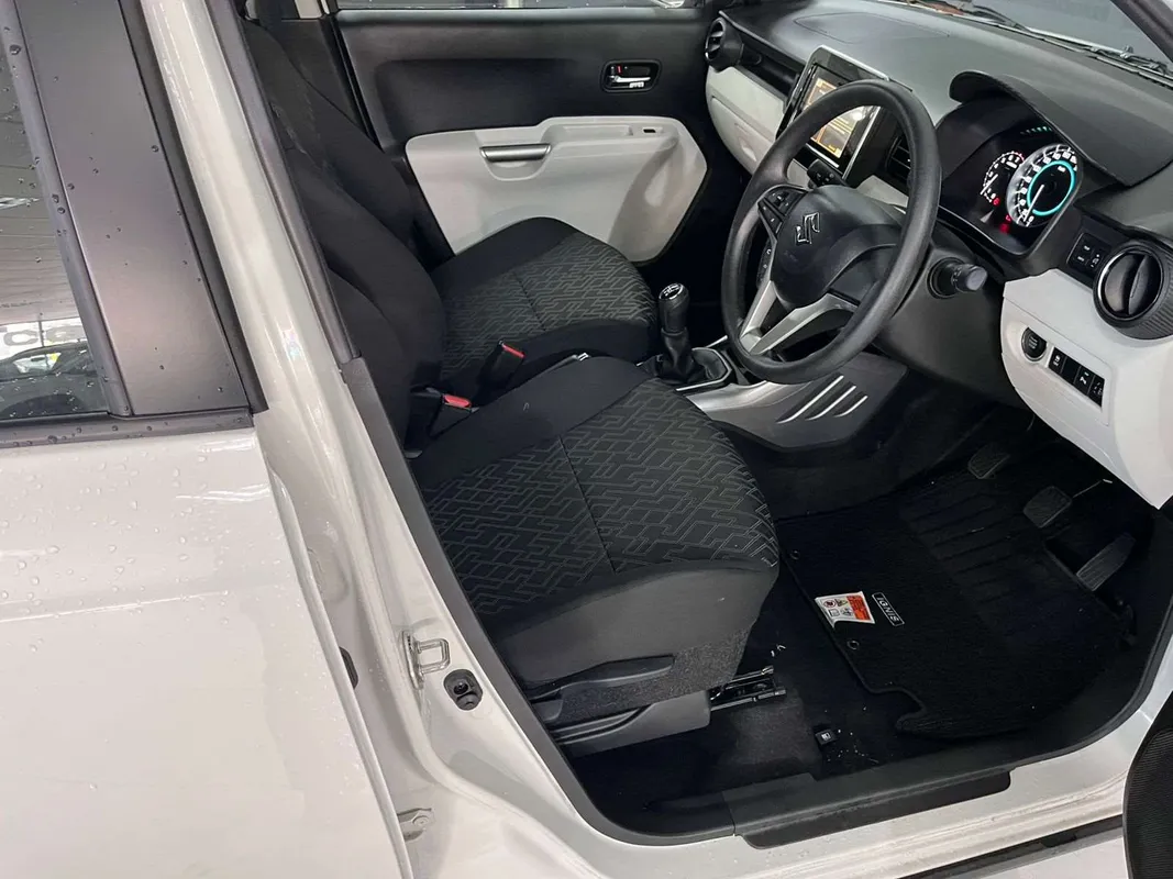 Suzuki Ignis 1.2 GLX - Image 6