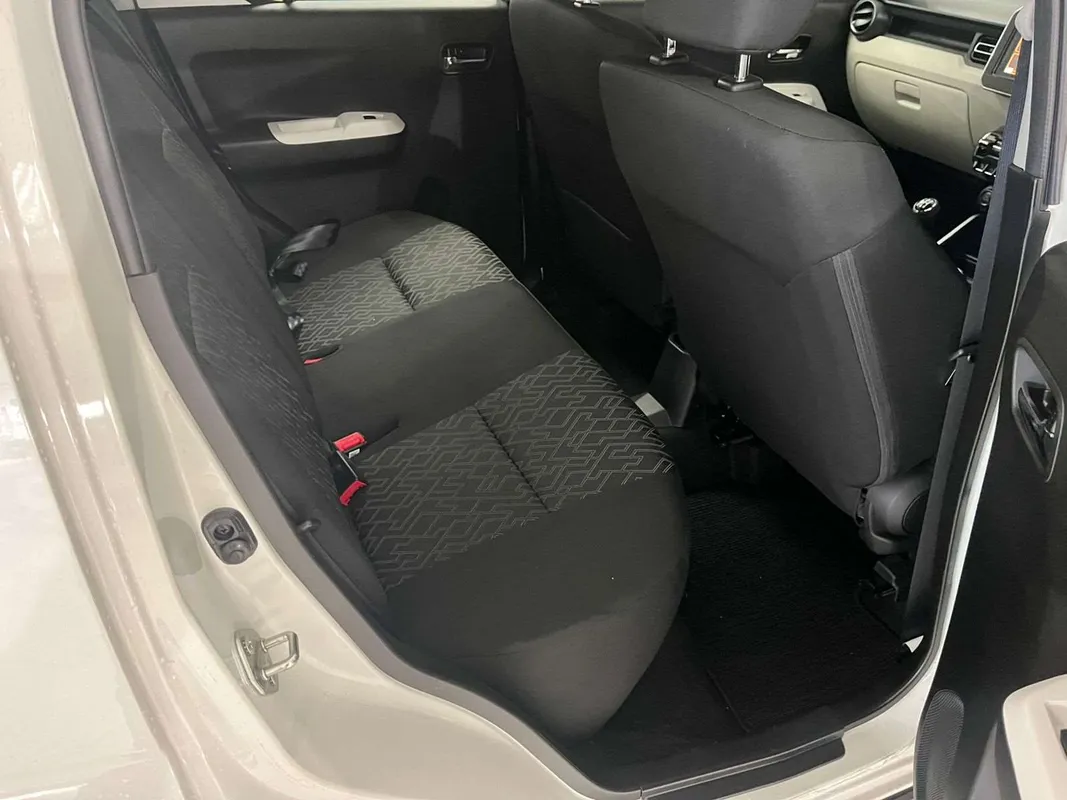 Suzuki Ignis 1.2 GLX - Image 7