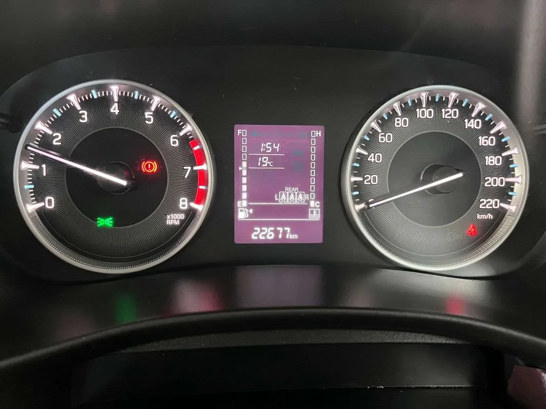 Suzuki Fronx 1.5 GL 5MT - Image 5