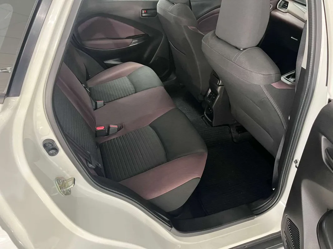 Suzuki Fronx 1.5 GL 5MT - Image 7