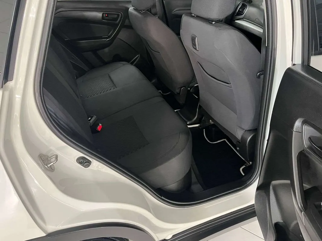 Suzuki Vitara Brezza 1.5 GL - Image 7