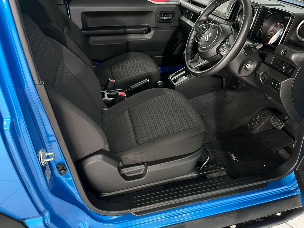 Suzuki Jimny 1.5 GLX Auto - Image 5