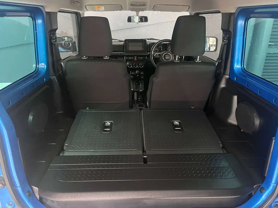 Suzuki Jimny 1.5 GLX Auto - Image 8