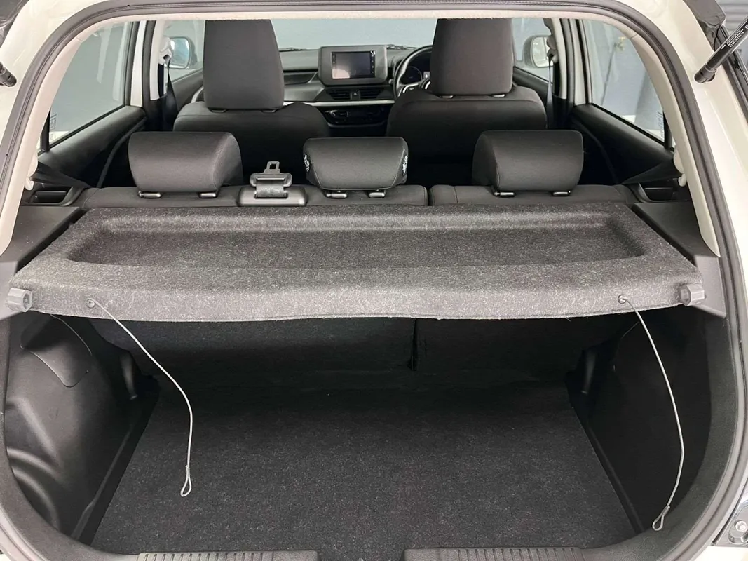 Suzuki Swift 1.2 GL+ CVT - Image 8