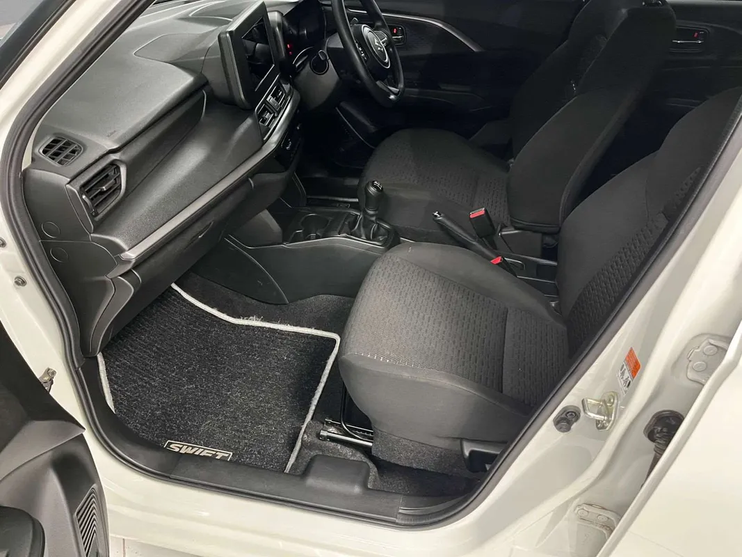 Suzuki Swift 1.2 GL+ MT - Image 5