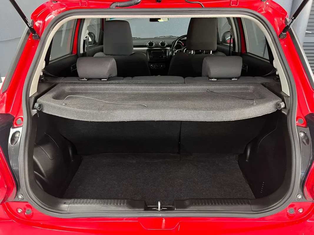 Suzuki Swift 1.2 GL - Image 8