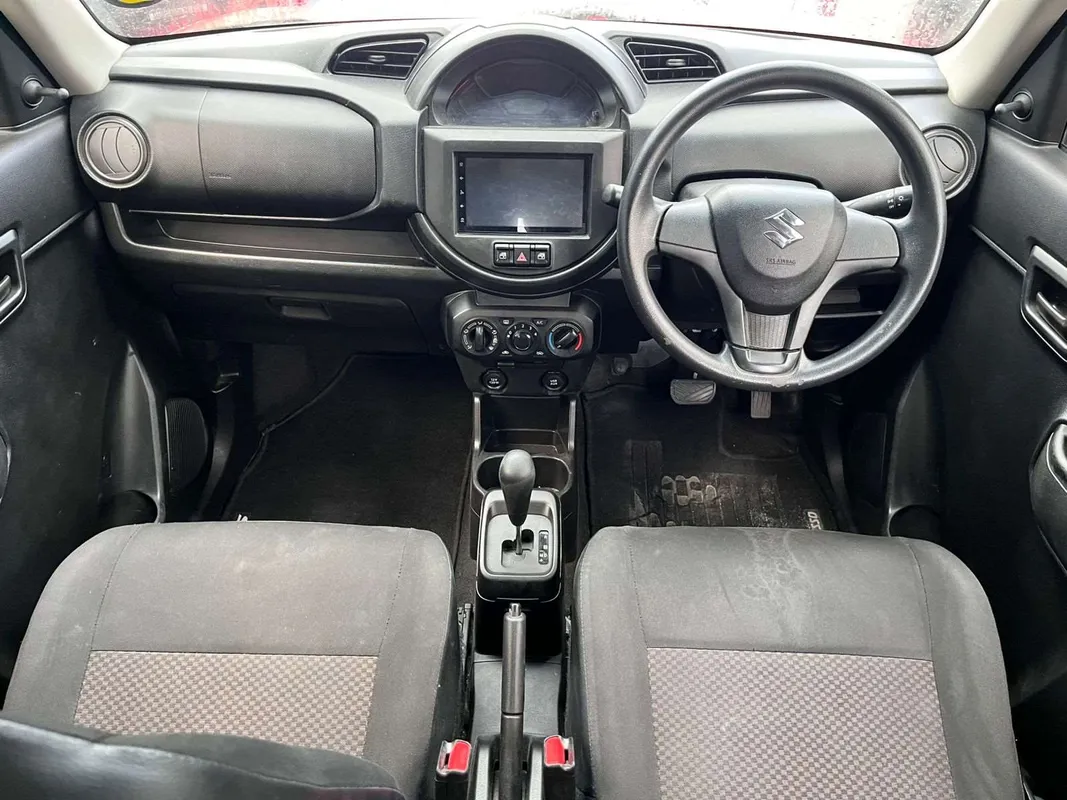 Suzuki S-Presso 1.0 GL+ AMT - Image 4