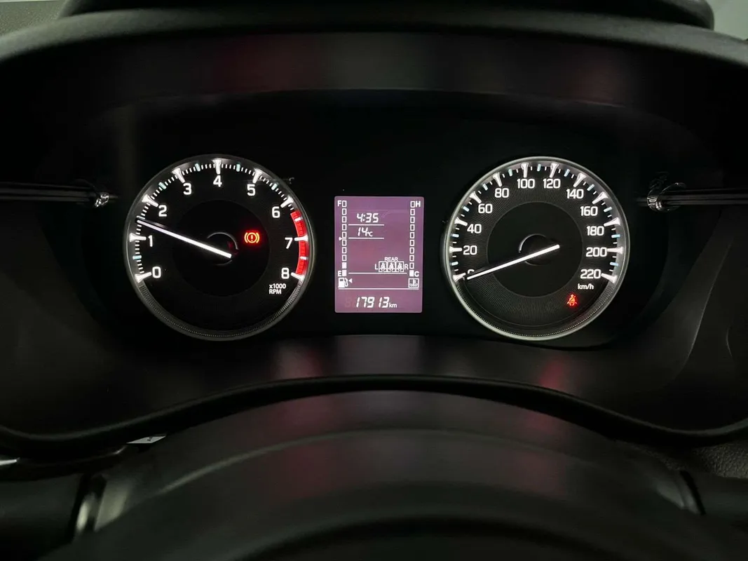 Suzuki Fronx 1.5 GL 5MT - Image 5