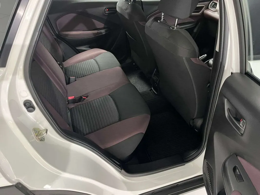 Suzuki Fronx 1.5 GL 5MT - Image 7