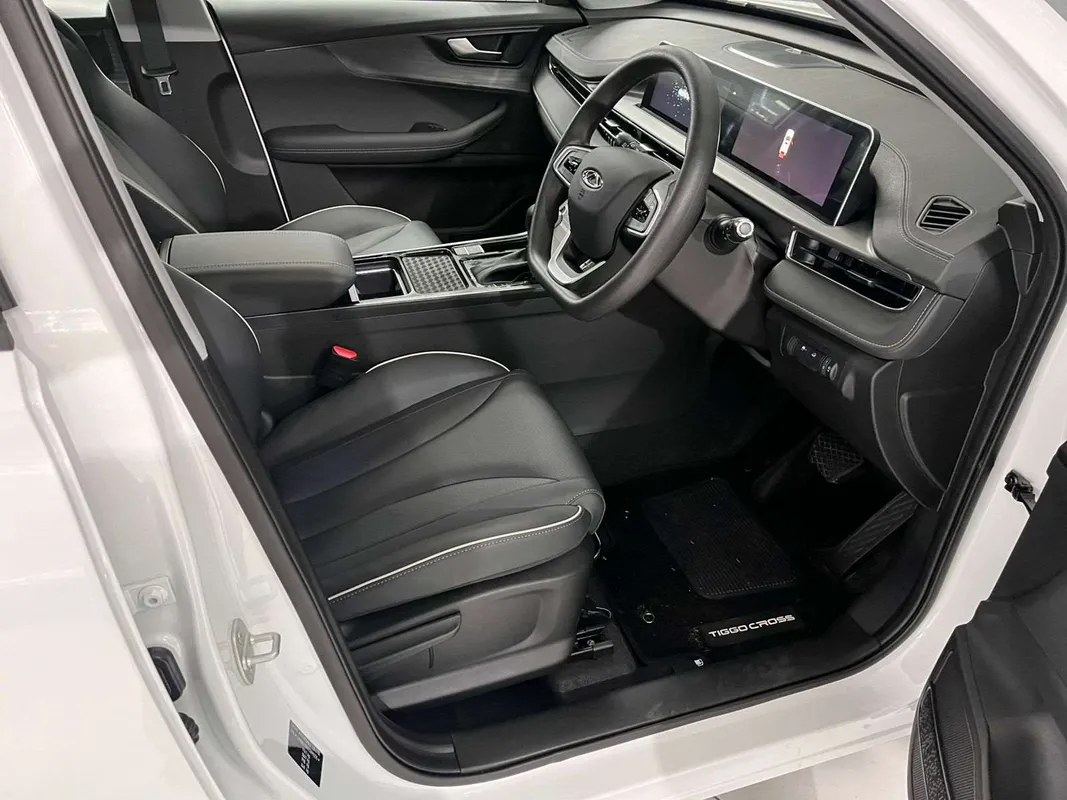 Chery Tiggo 4 Cross 1.5 LiT CVT - Image 7