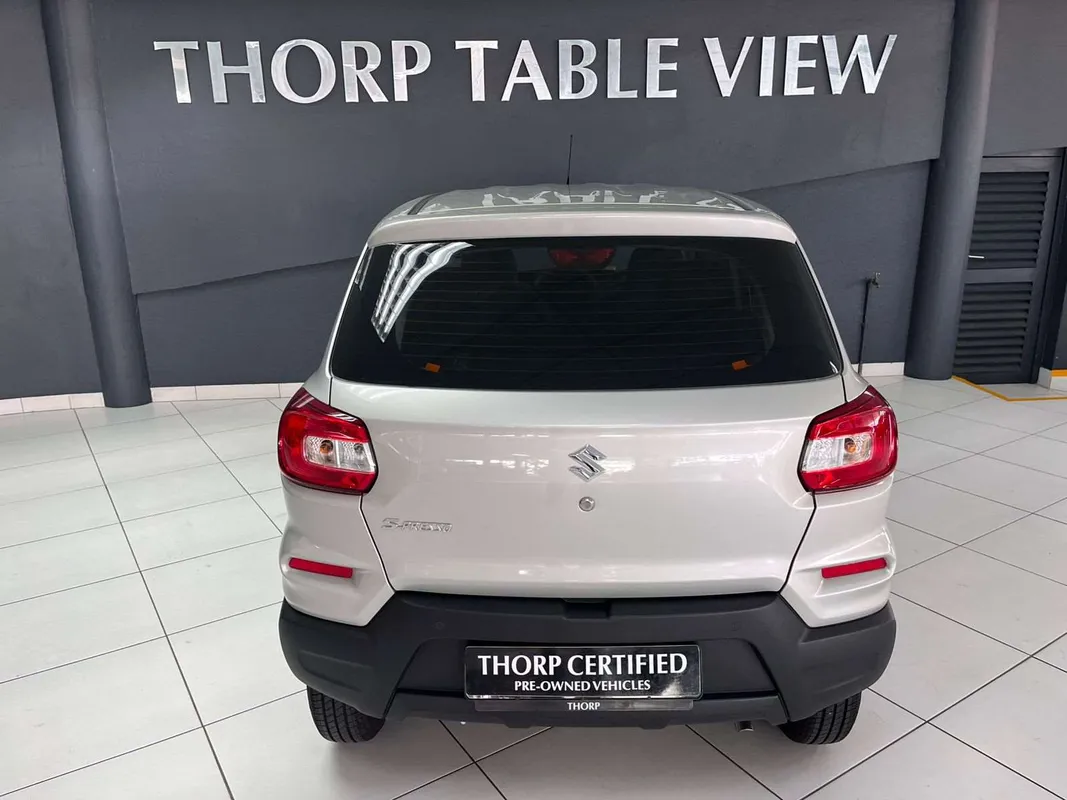 Suzuki S-Presso 1.0 GL+ AMT - Image 9