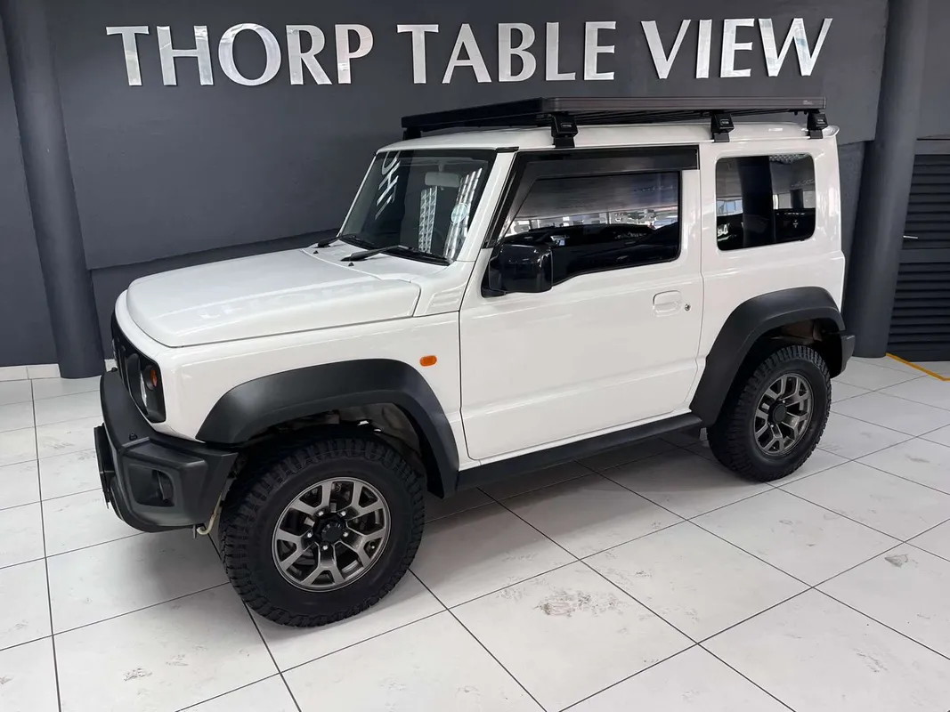 Suzuki Jimny 1.5 GLX MT - Image 4