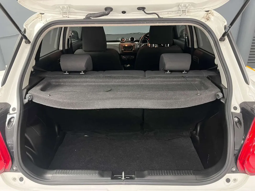 Suzuki DZire 1.2 GL - Image 9