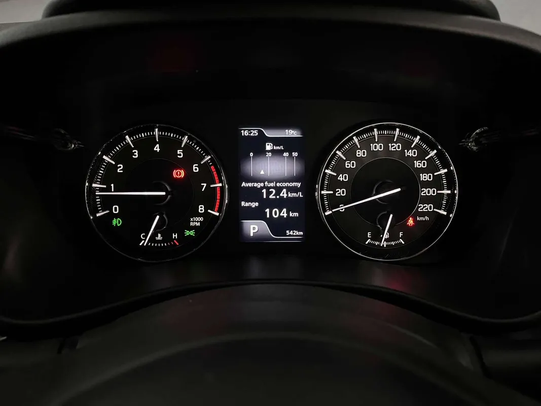 Suzuki Baleno 1.5 GLX AT - Image 7