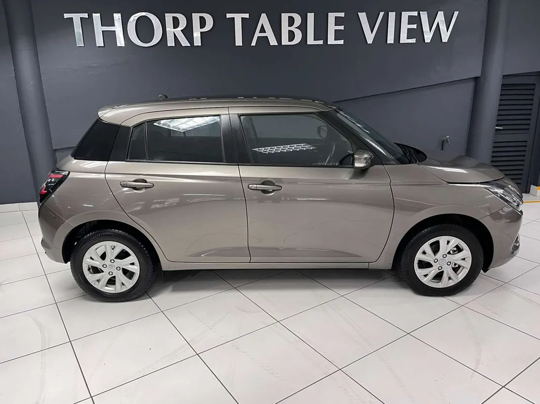 Suzuki Swift 1.2 GL+ MT - Image 2