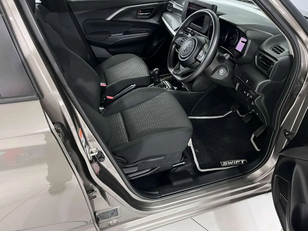 Suzuki Swift 1.2 GL+ MT - Image 7