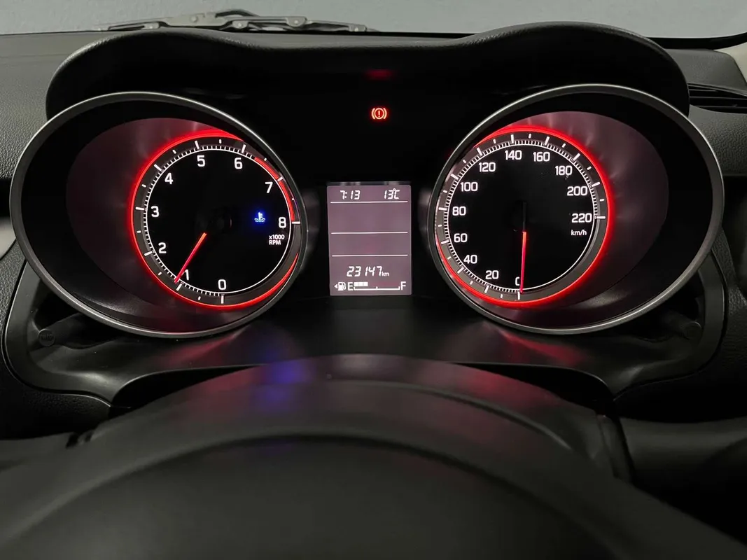 Suzuki Swift 1.2 GLX - Image 6