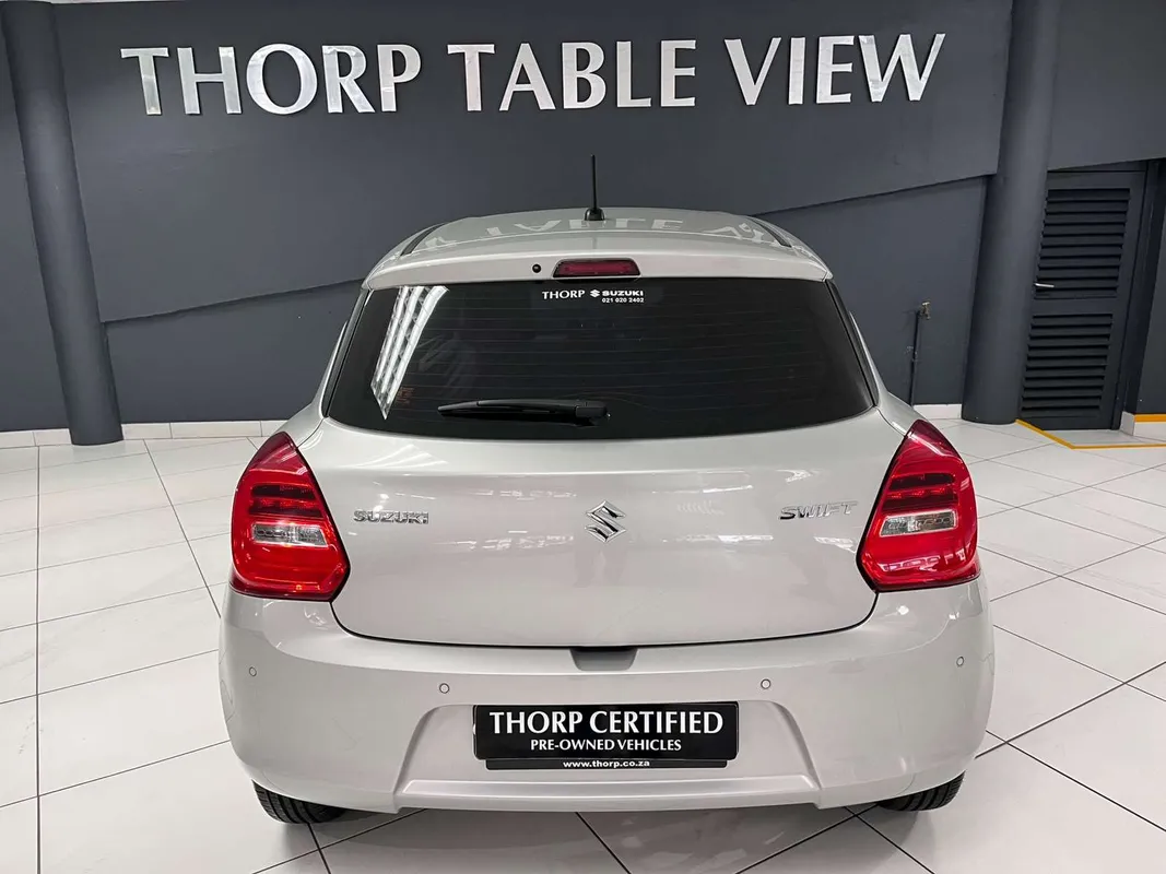 Suzuki Swift 1.2 GLX - Image 10