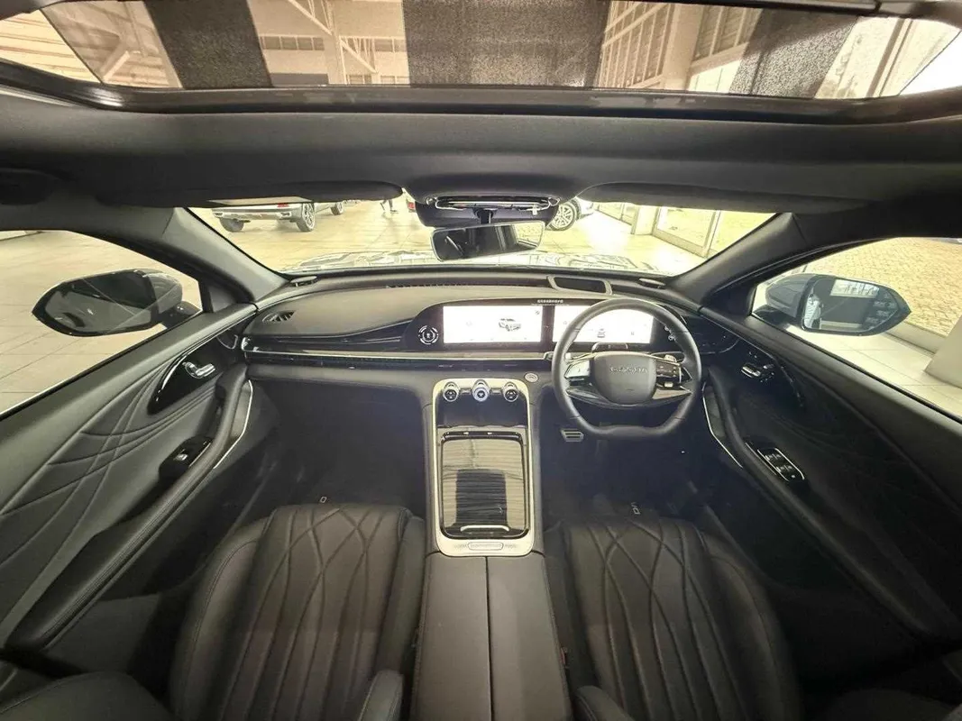 OMODA C9 2.0T Inspire - Image 10