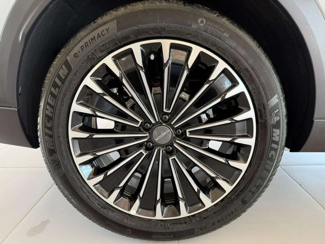 OMODA C9 2.0T Inspire - Image 6