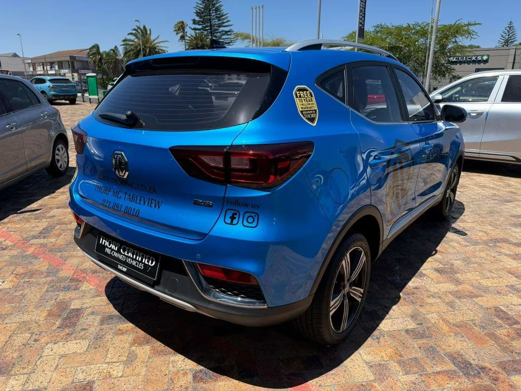 MG ZS 1.5L 4AT Luxury - Image 4