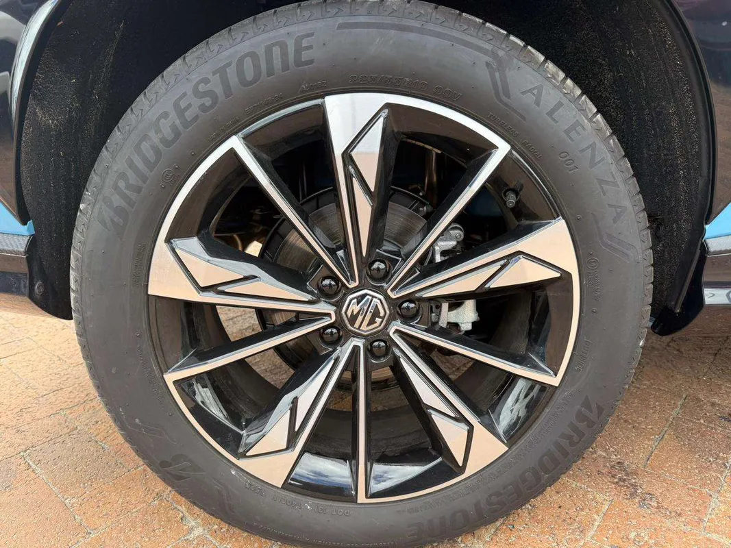 MG HS 1.5T DCT Luxury - Image 6