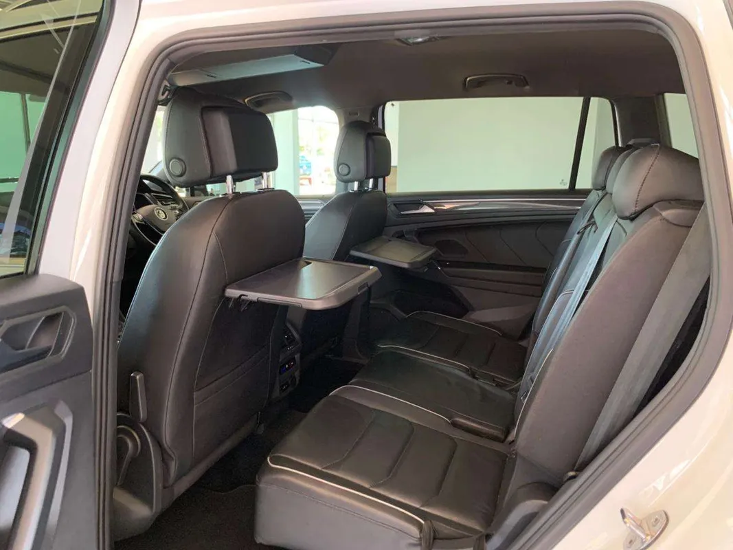 Volkswagen Tiguan Allspace 2.0TSI 4Motion Highline - Image 10