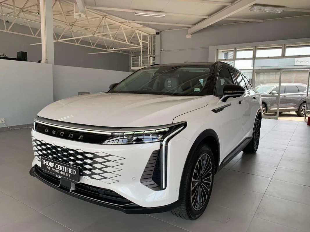 OMODA C9 1.5T AWD PHEV - Image 2