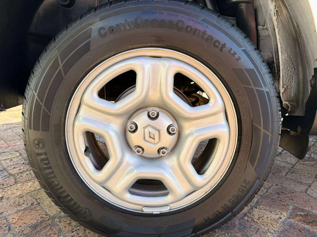 Renault Duster 1.6 Expression - Image 9