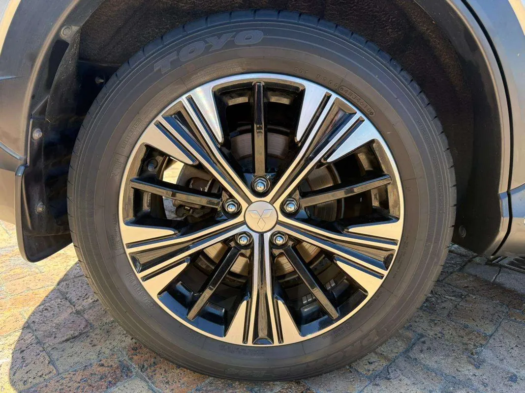 Mitsubishi Eclipse Cross 2.0 GLS CVT - Image 6