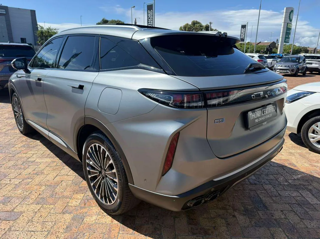 OMODA C9 1.5T AWD PHEV - Image 3