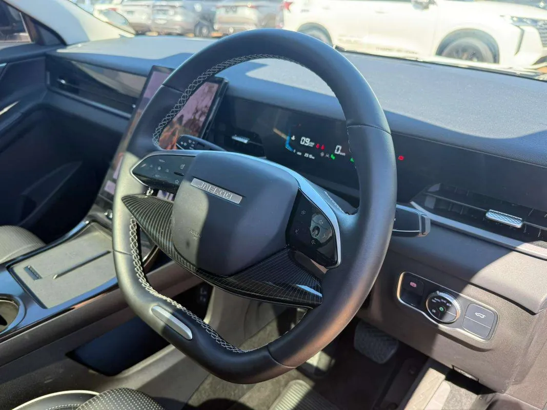 JAECOO J5 1.5T Inferno - Image 8