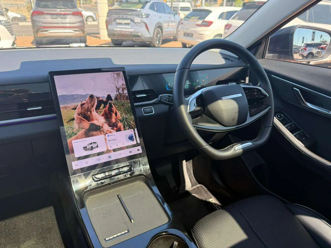 JAECOO J5 1.5T Inferno - Image 9