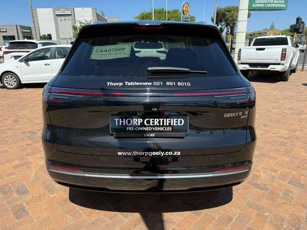 Geely E5 EM-i Apex - Image 3