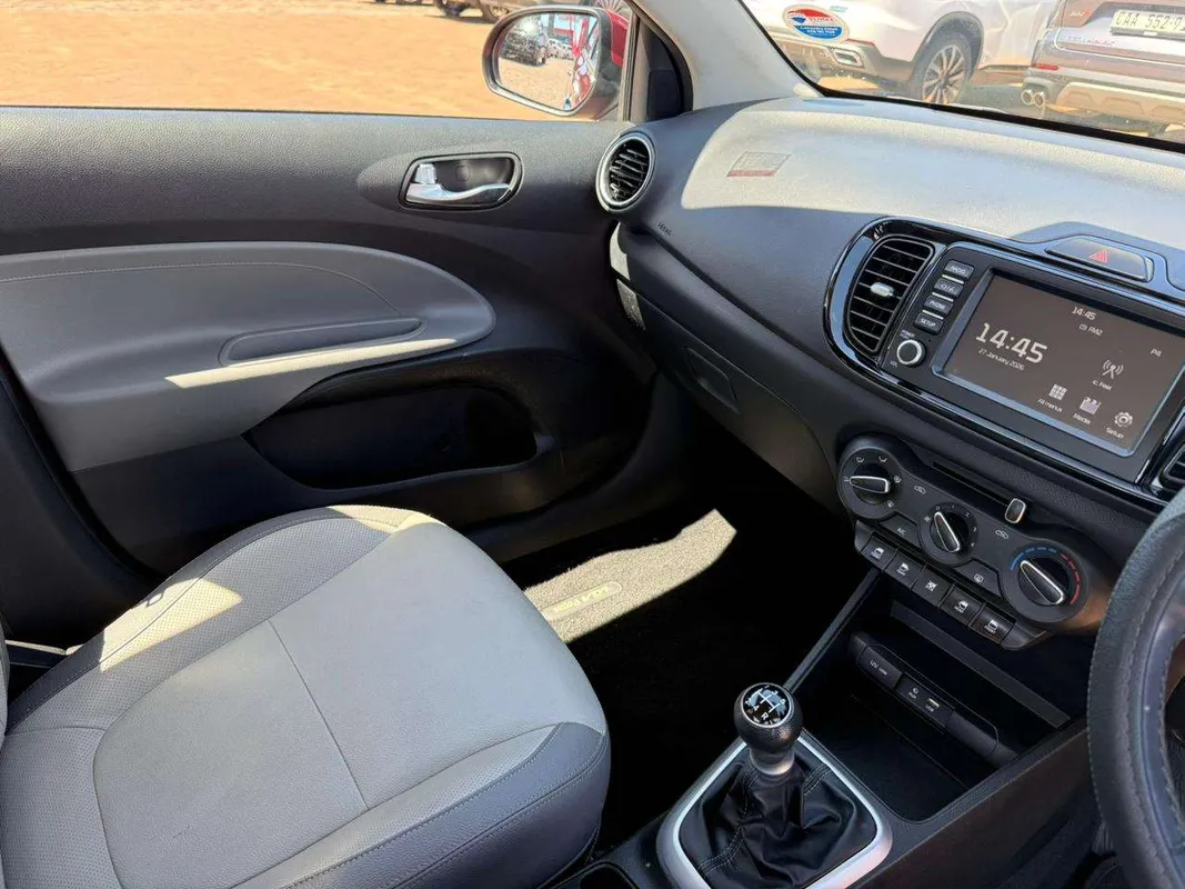 Kia Pegas 1.4 EX - Image 10