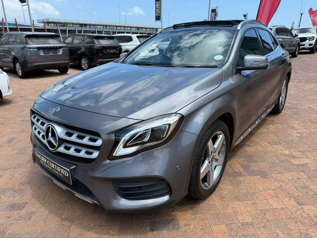 Mercedes-Benz GLA200 auto - Image 2